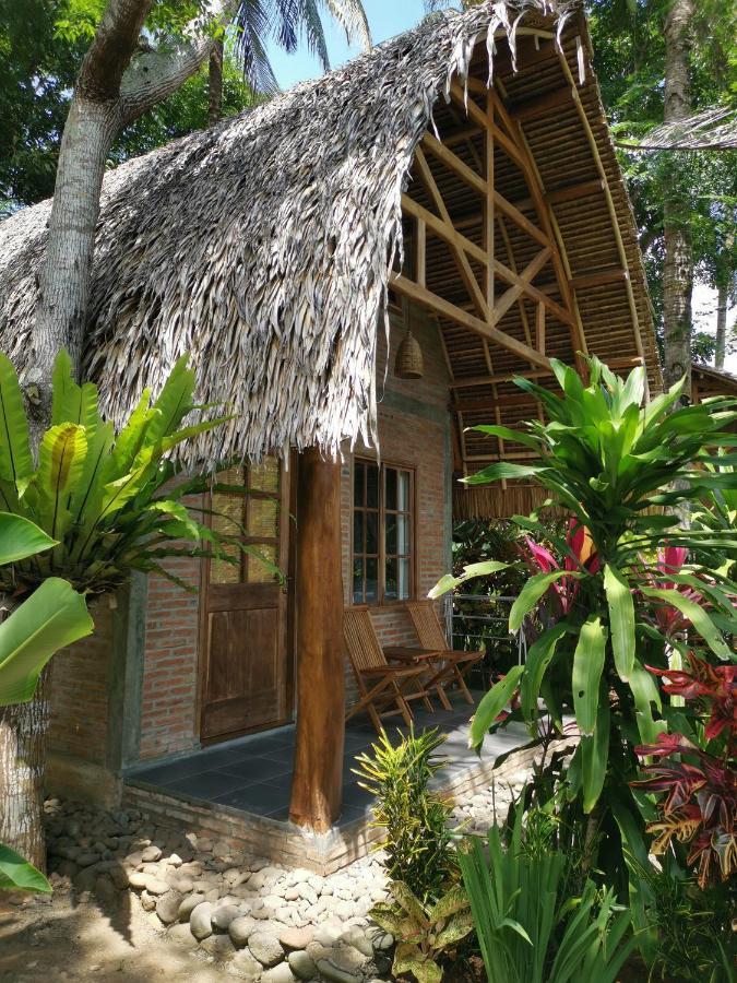 Coconut Tree Cottages バツカラス エクステリア 写真